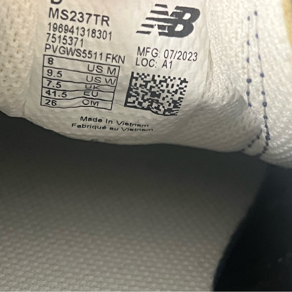New Balance “ 237” - Picture 6 of 7